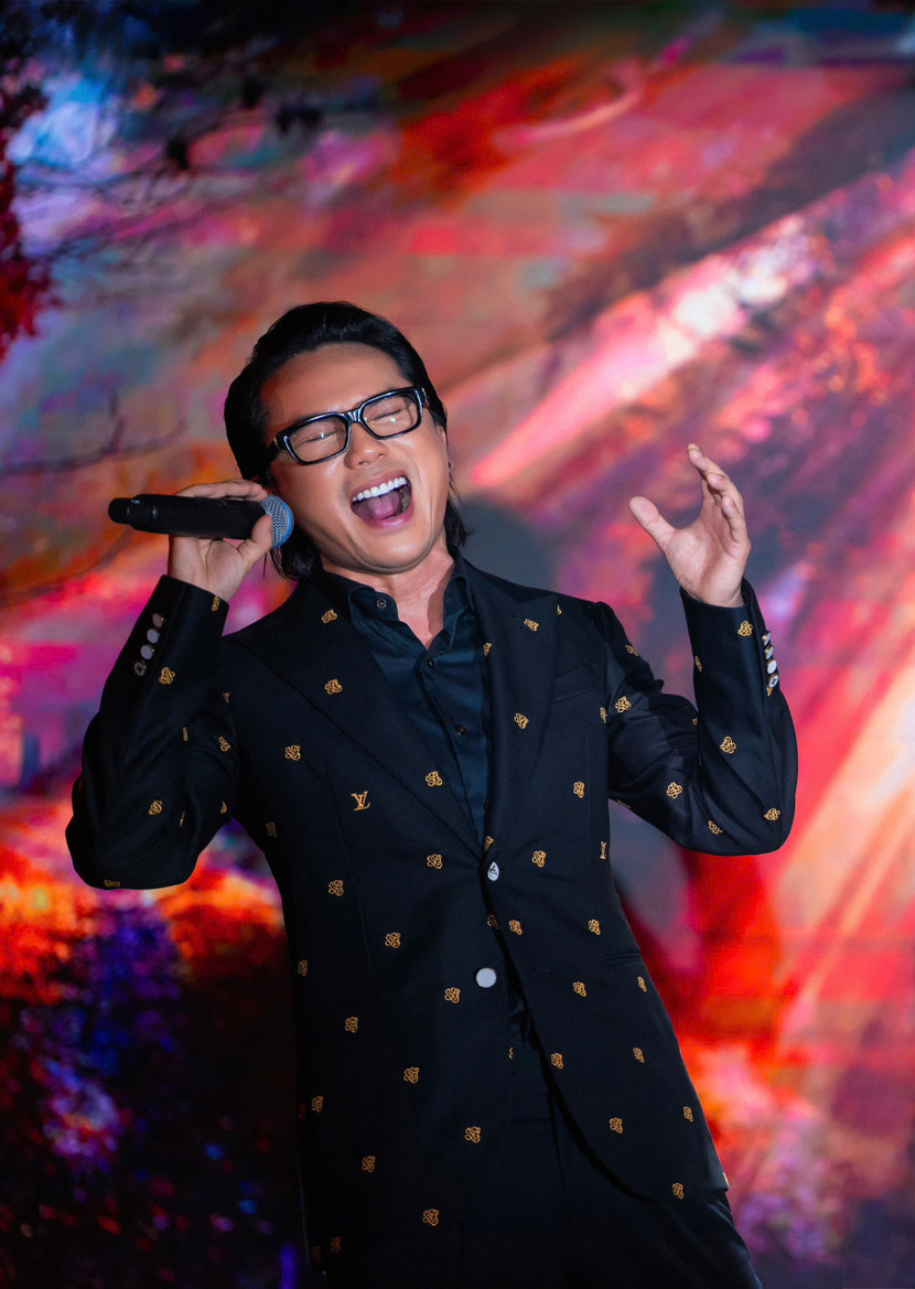 Mars Anh Tú tự nhận mình là người cực kỳ kỹ tính trong công việc Mars Anh Tú tự nhận mình là người cực kỳ kỹ tính trong công việc