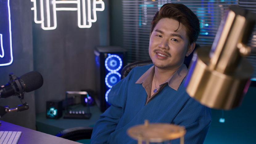 Quốc Khánh với vai Hoàng Review