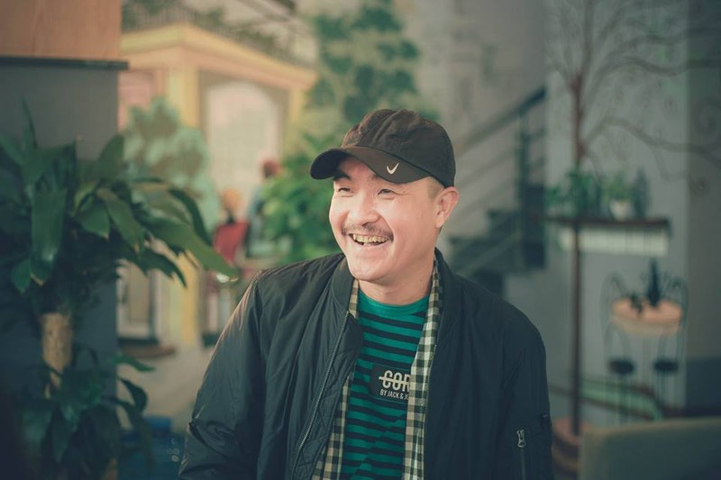 Nghệ sĩ Quốc Quân sẽ đảm nhận vai Táo Kinh tế trong "Táo Quân 2024" Nghệ sĩ Quốc Quân sẽ đảm nhận vai Táo Kinh tế trong "Táo Quân 2024"