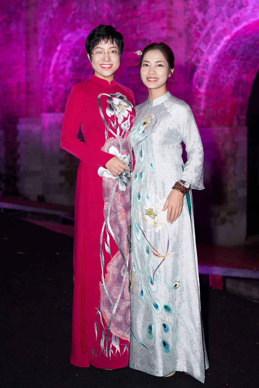 MC Thảo Vân và nhà thiết kế Quyên Nguyễn