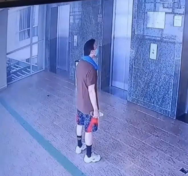 Hình ảnh cuối cùng của danh hài Chí Tài được trích xuất từ camera khu chung cư nơi anh ở và qua đời