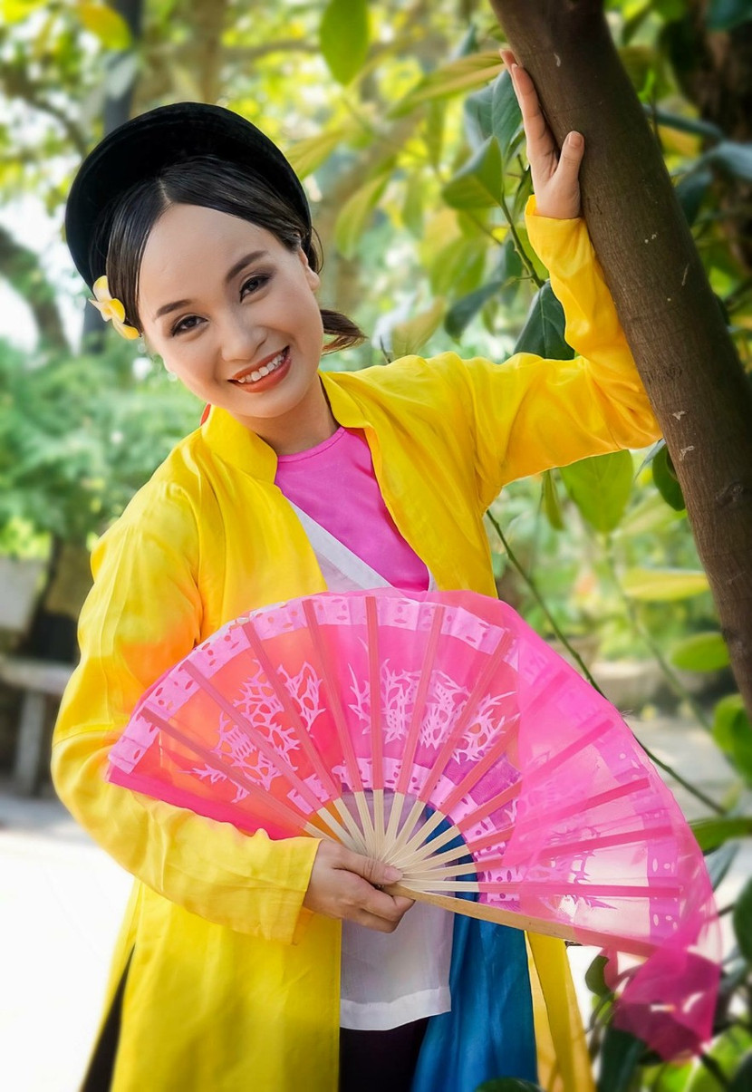 NSƯT Thu Huyền NSƯT Thu Huyền