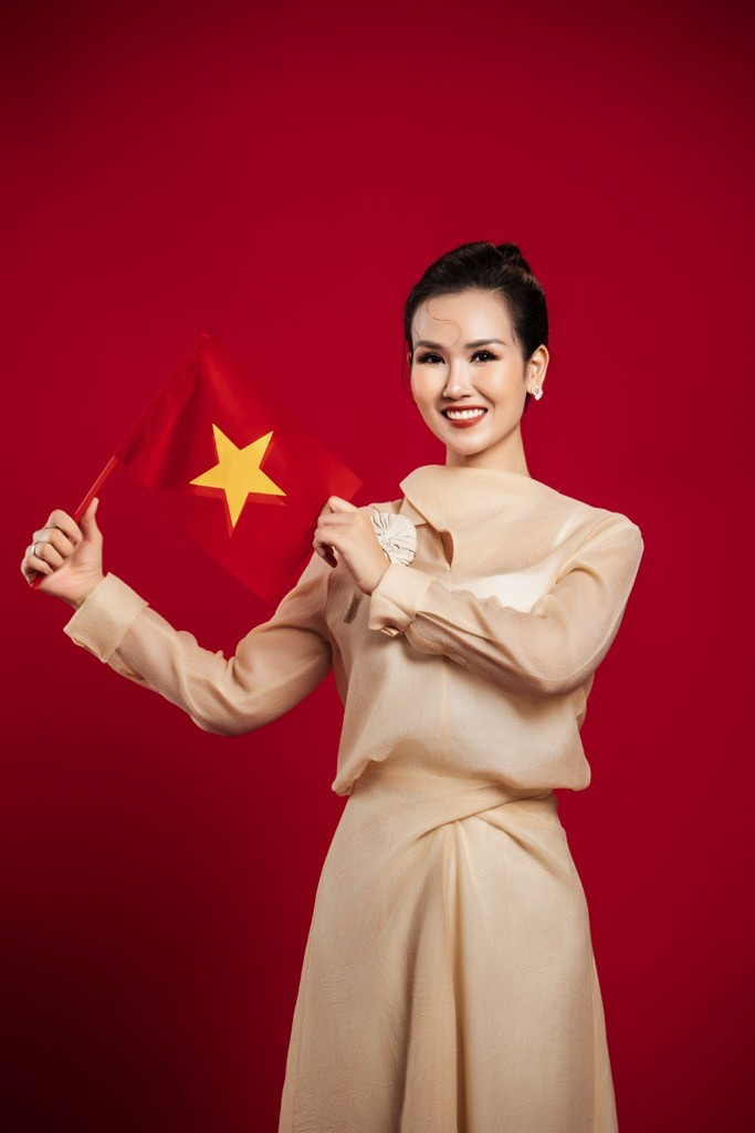 Ca sĩ Võ Hạ Trâm