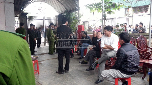 Can ngăn đánh nhau, 1 người đàn ông bị đâm chết ảnh 2