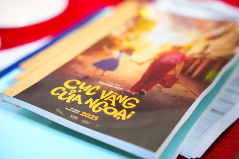 Đạo diễn Khương Ngọc khai máy phim điện ảnh về tình bà - cháu đầu tiên 'Cục vàng của ngoại'