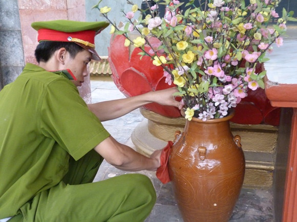 Tri ân các Anh hùng liệt sỹ ảnh 9