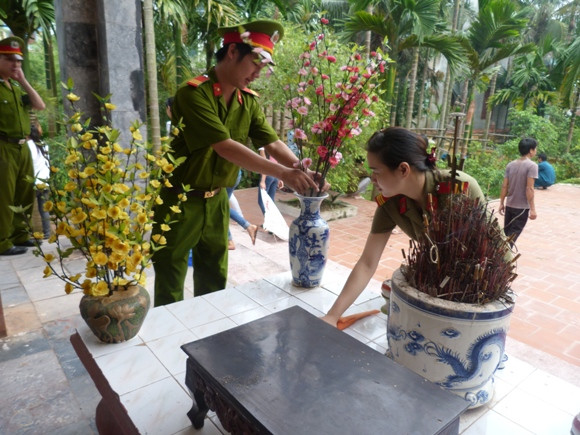 Tri ân các Anh hùng liệt sỹ ảnh 8