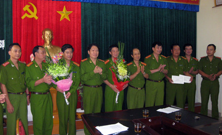 Lật mặt Tộ Tích - ông trùm chuyên gây thảm án bằng súng đạn ảnh 2