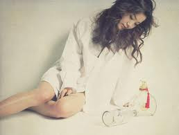 Nhức nhối nạn gái bán dâm bị khách bạo hành ảnh 3