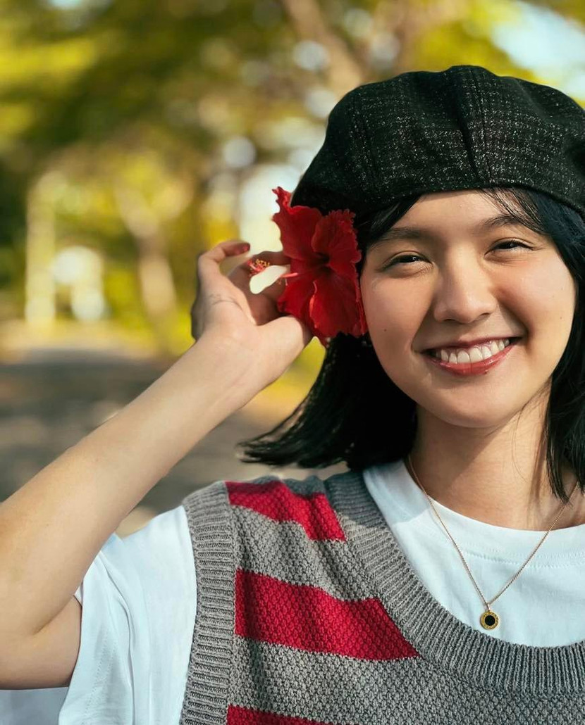 Nhan sắc xinh đẹp và vẻ ngoài rạng rỡ của Hải Tú Nhan sắc xinh đẹp và vẻ ngoài rạng rỡ của Hải Tú