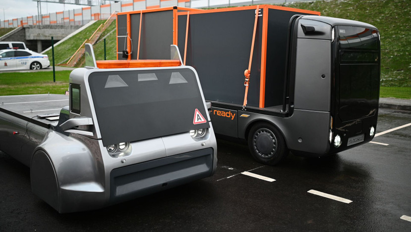 Tuy nhiên dự kiến các quốc gia châu Âu sẽ không sử dụng hành lang vận tải Bắc - Nam cho việc này, mà họ tận dụng cái gọi là "Hành lang giữa", chạy qua các nước cộng hòa vùng Transcaucasia. Tuy nhiên dự kiến các quốc gia châu Âu sẽ không sử dụng hành lang vận tải Bắc - Nam cho việc này, mà họ tận dụng cái gọi là "Hành lang giữa", chạy qua các nước cộng hòa vùng Transcaucasia.