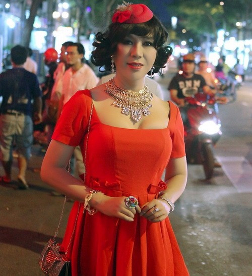 Gia đình đặt niềm tin tuyệt đối ở Long Nhật nên không bận tâm đến những tin đồn xoay quanh chuyện giới tính của anh.