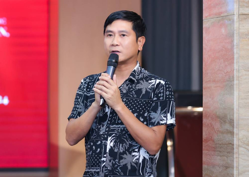 Nhạc sĩ Hồ Hoài Anh đảm nhận vai trò Tổng đạo diễn đêm nhạc "Hồi sinh" Nhạc sĩ Hồ Hoài Anh đảm nhận vai trò Tổng đạo diễn đêm nhạc "Hồi sinh"