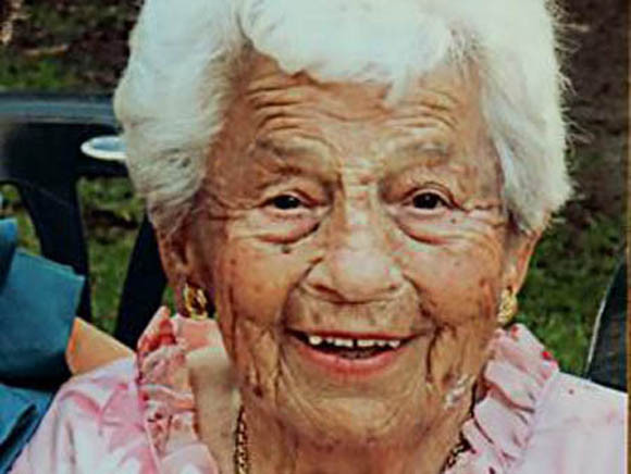 Những cái chết trùng hợp đến lạ kỳ ảnh 9