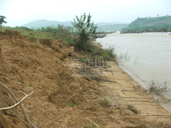 Sơ tán hàng vạn người dân đến nơi an toàn, tránh siêu bão ảnh 4