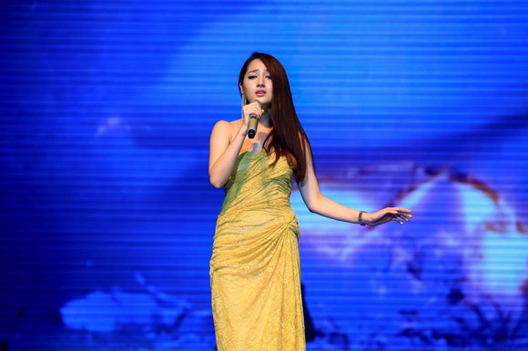 Mặc scandal, Đàm Vĩnh Hưng ẵm trọn Bài hát yêu thích tháng ảnh 6