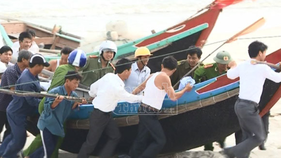 Mở sẵn lô cốt, đón dân tránh siêu bão ảnh 7