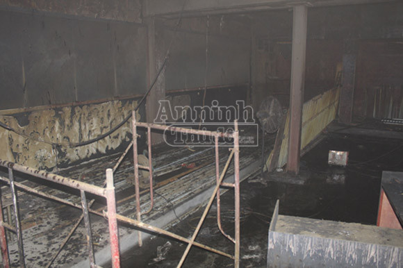 Cập nhật: Cháy lớn tại quán bar Zone 9, ít nhất 6 người chết ảnh 7