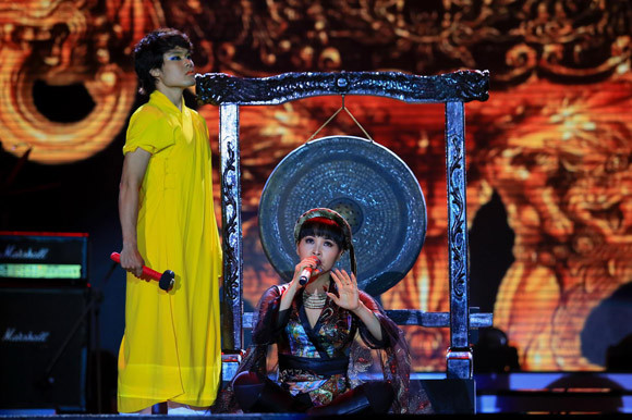 Mặc scandal, Đàm Vĩnh Hưng ẵm trọn Bài hát yêu thích tháng ảnh 4