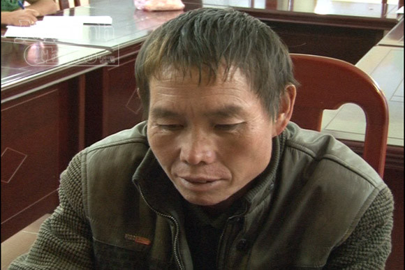 Chuyên mua bán thiếu nữ, rồi lên núi trốn truy nã ảnh 1