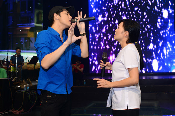 Phương Thanh "lộ" ảnh thân mật với Noo Phước Thịnh ảnh 1