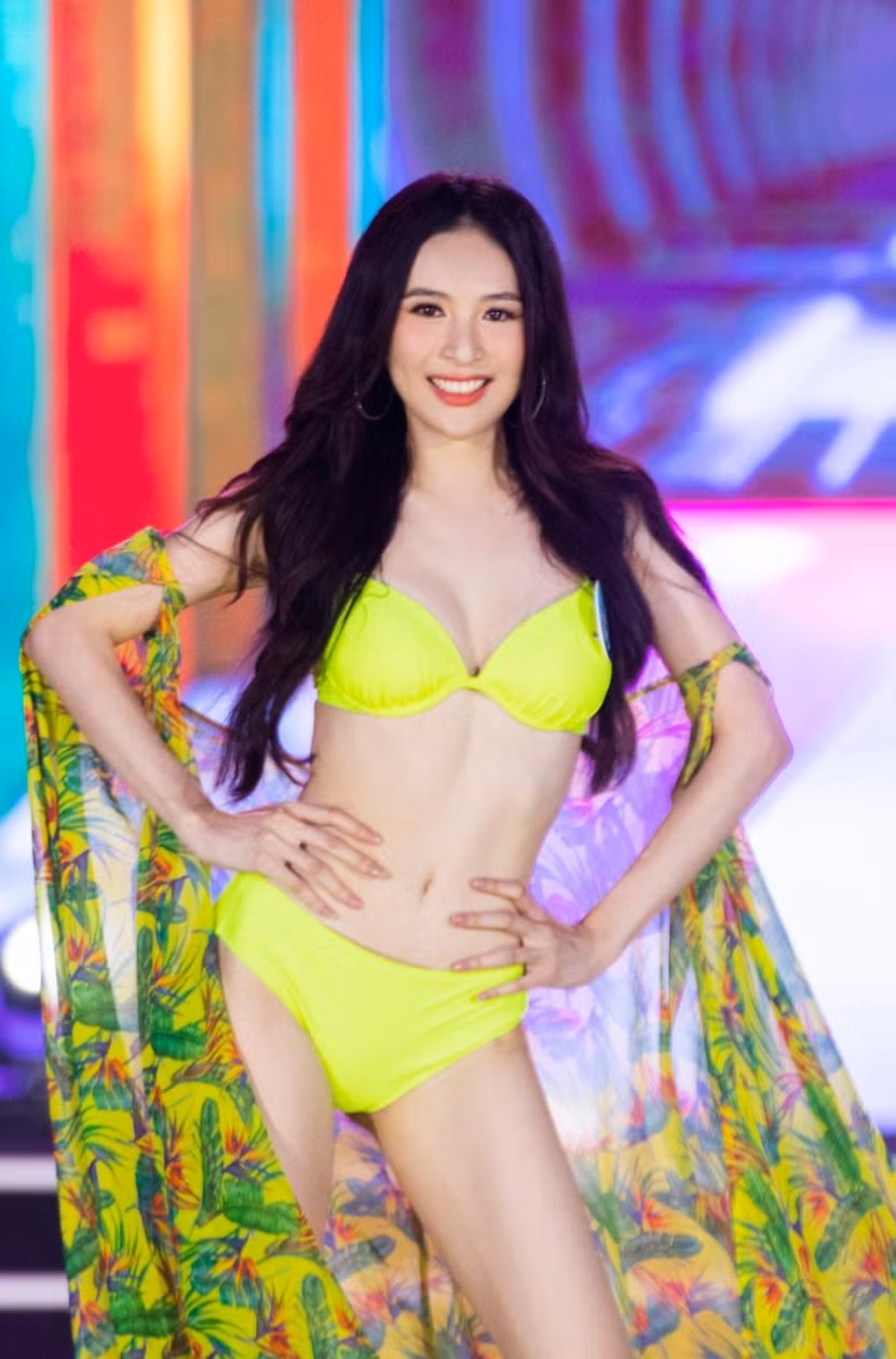 Nguyễn Khánh My giành danh hiệu "Người đẹp Biển" tại "Miss World Vietnam 2022"
