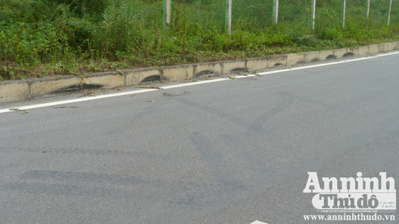 Nổ súng, rượt đuổi ôtô như phim trên Đại lộ Thăng Long ảnh 8