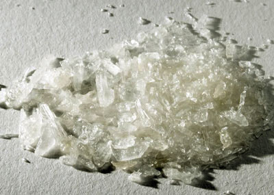 Bắt giữ đầu mối phân phối ma túy tổng hợp ảnh 1