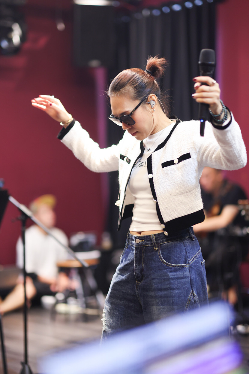 Mỹ Tâm tiết lộ sáng tác chủ đề cho live-concert tại Hà Nội ảnh 1