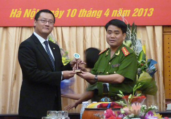 CATP Hà Nội tiếp nhận tài trợ 35 xe mô tô Honda 250cm3 ảnh 4