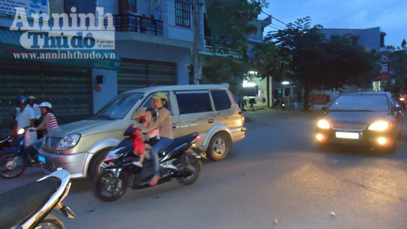 Đến xem nạn nhân nằm thẳng cẳng giữa đường, rồi bỏ đi... ảnh 3