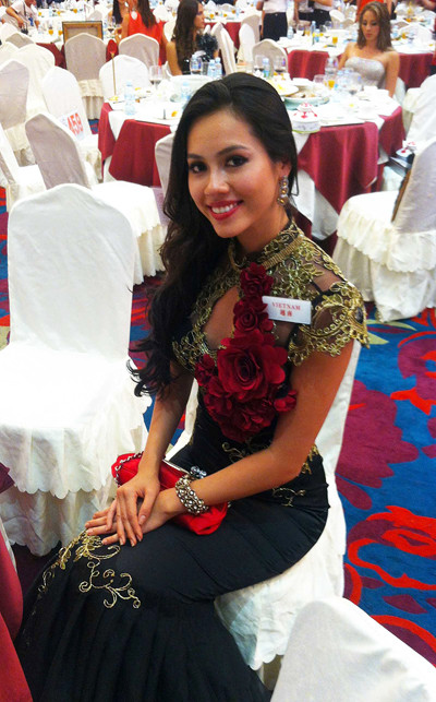 Chiếc tù và Hoàng My mang theo được đấu giá hơn 300 triệu ảnh 1