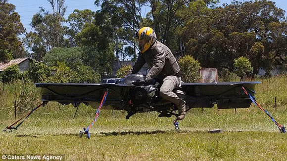 Mô tô bay đầu tiên trên thế giới ảnh 1