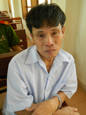 Bé gái 9 tuổi bị ông lão hiếp dâm ảnh 1