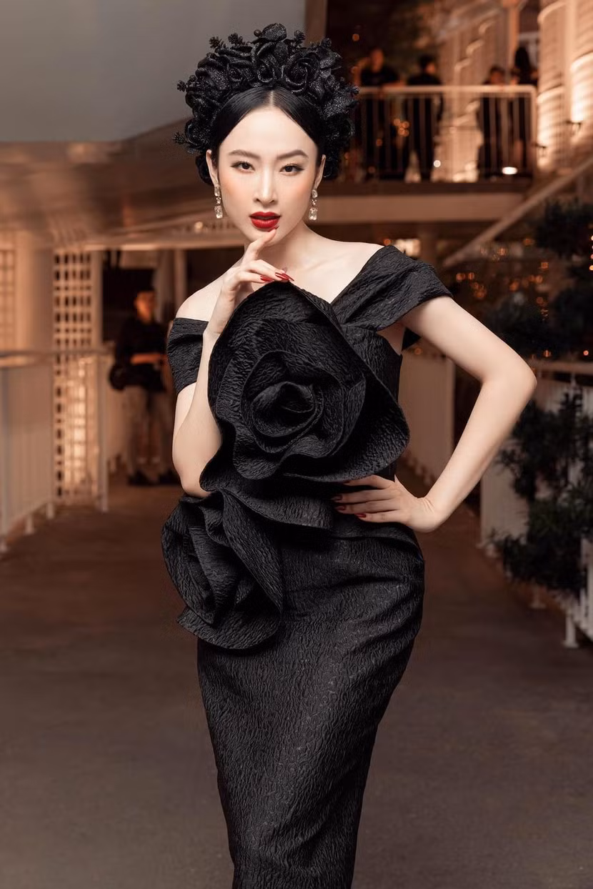 Angela Phương Trinh