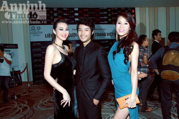 Vinh danh 10 siêu mẫu của làng thời trang Việt ảnh 3