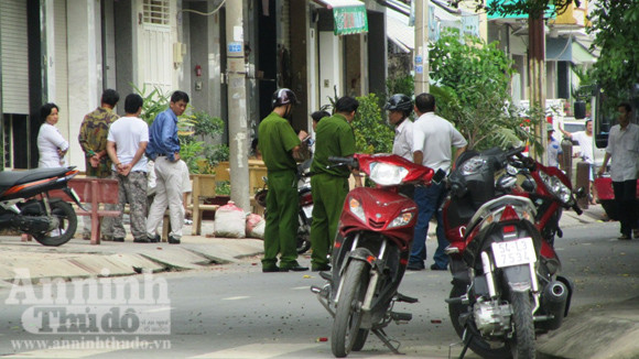 Bắn tình địch, bắn cả công an ảnh 1