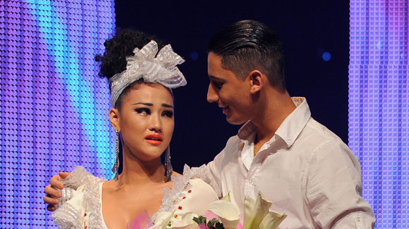 Maya chia tay trong nước mắt ảnh 1