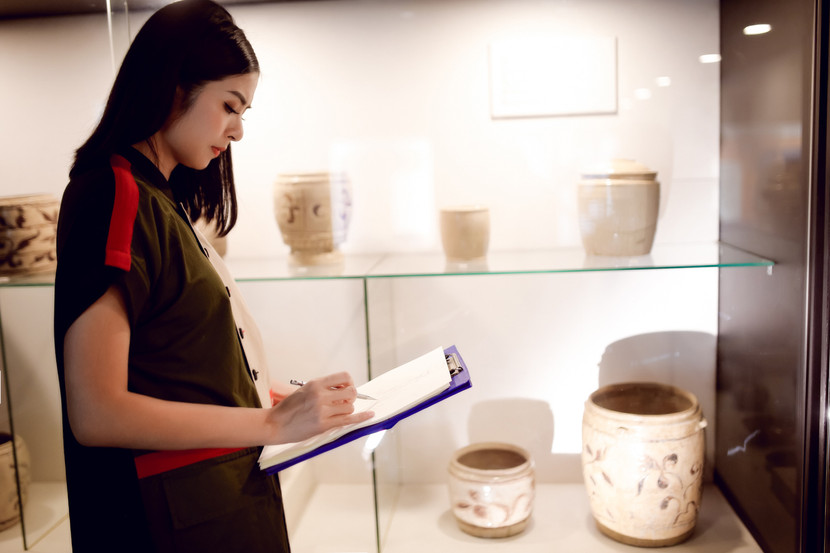 Ngọc Hân đã tìm hiểu rất kỹ lưỡng các tư liệu văn hóa, lịch sử khi thực hiện bộ sưu tập áo dài này