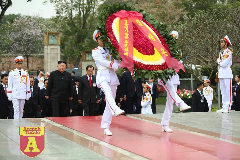[Cập nhật] Chủ tịch Triều Tiên Kim Jong-un tạm biệt Việt Nam, lên siêu tàu bọc thép về nước ảnh 18