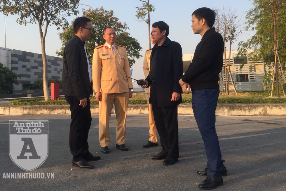 [TRỰC TIẾP] Chào đón những "người hùng" làm nên chiến thắng lịch sử tại SEA Games 30 ảnh 77