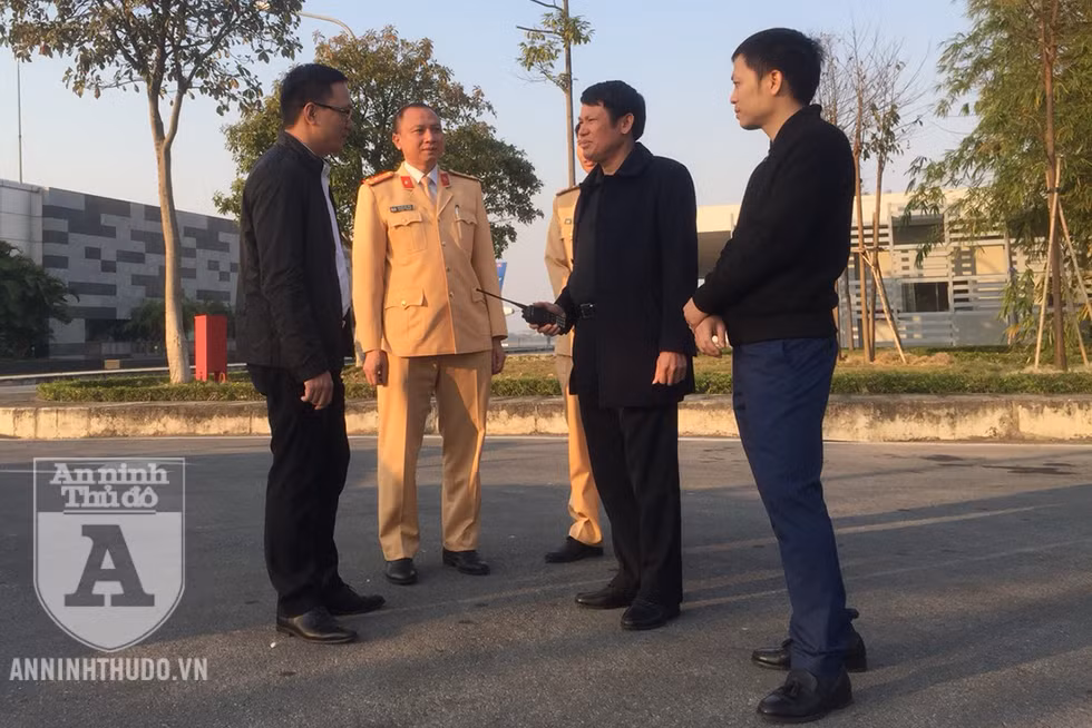 [TRỰC TIẾP] Chào đón những "người hùng" làm nên chiến thắng lịch sử tại SEA Games 30 ảnh 77