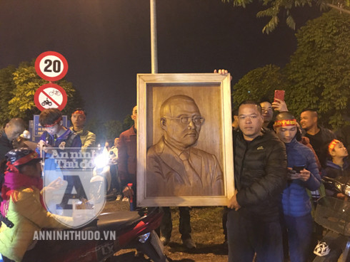 [TRỰC TIẾP] Chào đón những "người hùng" làm nên chiến thắng lịch sử tại SEA Games 30 ảnh 59