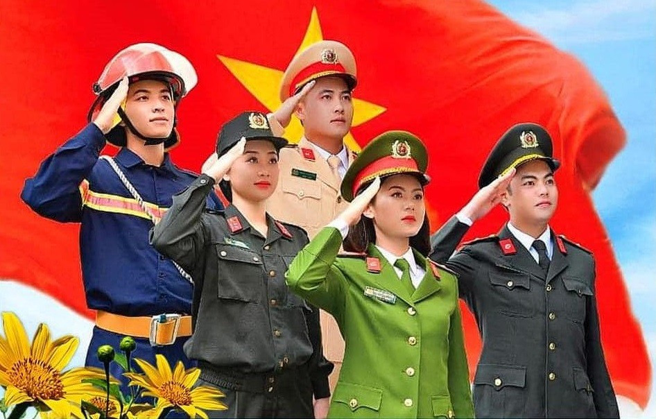 Danh dự của người cán bộ, chiến sĩ Công an nhân dân là tận trung với Đảng, tận hiếu với dân, tuyệt đối trung thành với sự nghiệp cách mạng do Đảng lãnh đạo, sẵn sàng hy sinh thân mình để bảo vệ sự nghiệp cách mạng, bảo vệ chế độ xã hội chủ nghĩa, bảo vệ nhân dân