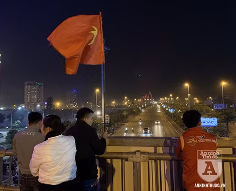 [TRỰC TIẾP] Chào đón những "người hùng" làm nên chiến thắng lịch sử tại SEA Games 30 ảnh 29