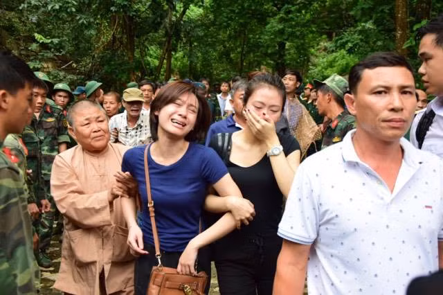 rơi máy bay, máy bay rơi, máy bay trực thăng, máy bay quân sự