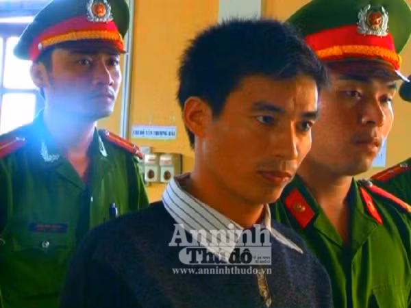 Khởi tố giám đốc doanh nghiệp phát hành trái phép hóa đơn giá trị gia tăng ảnh 1