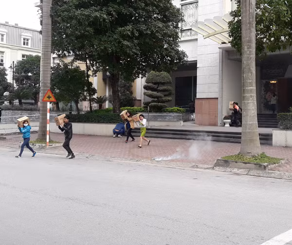 Diễn tập phòng cháy, chữa cháy, tìm kiếm cứu nạn tại tòa nhà The Garden ảnh 2