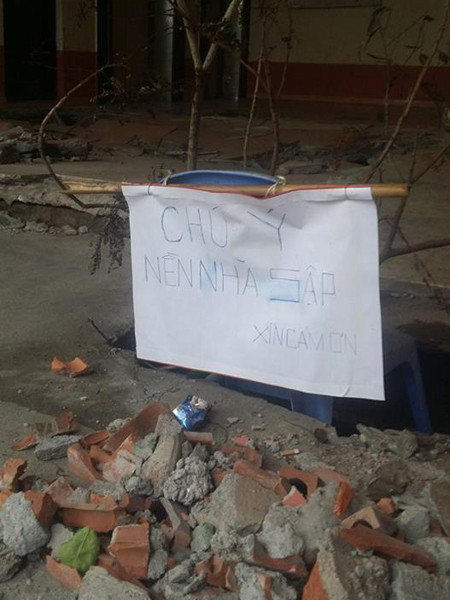 'Hố tử thần' đón lõng, dân chung cư Đồng Tầu sống trong sợ hãi ảnh 2 'Hố tử thần' đón lõng, dân chung cư Đồng Tầu sống trong sợ hãi ảnh 2