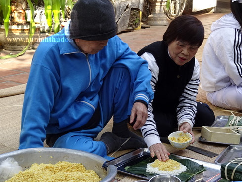 Tâm sự nhói lòng của các cụ già quyết không về nhà đón Tết ảnh 7